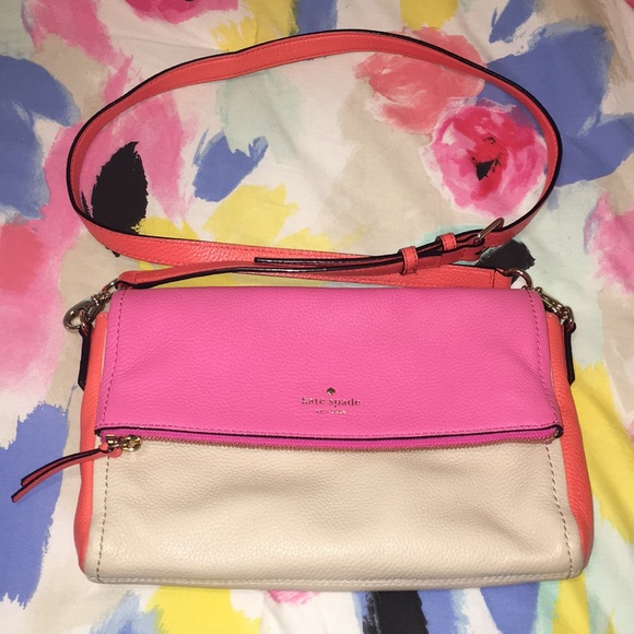 kate spade Handbags - Kate Spade ♠️ Crossbody